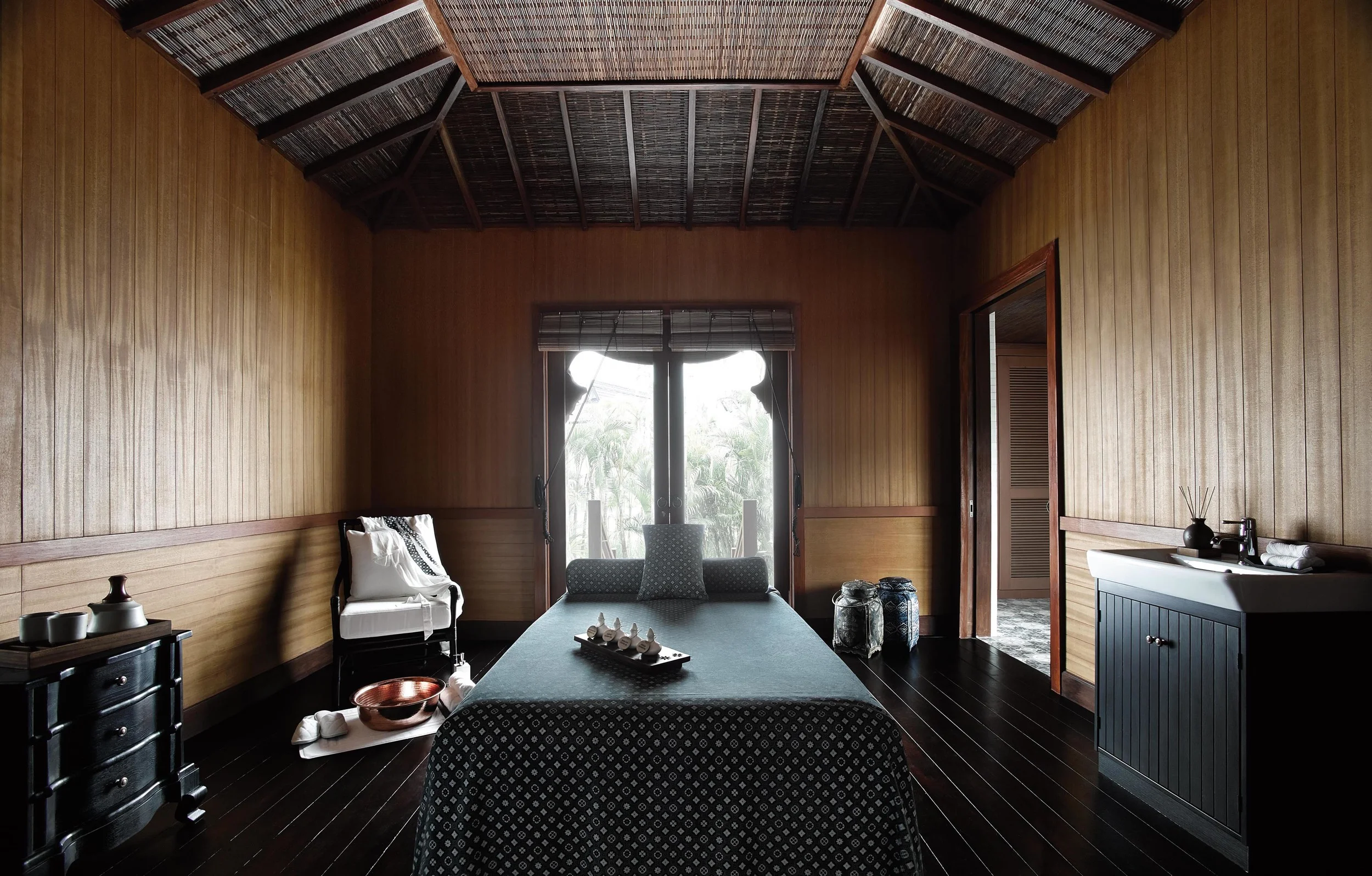 Spa_+single+bed+5467+revis+copy.jpg