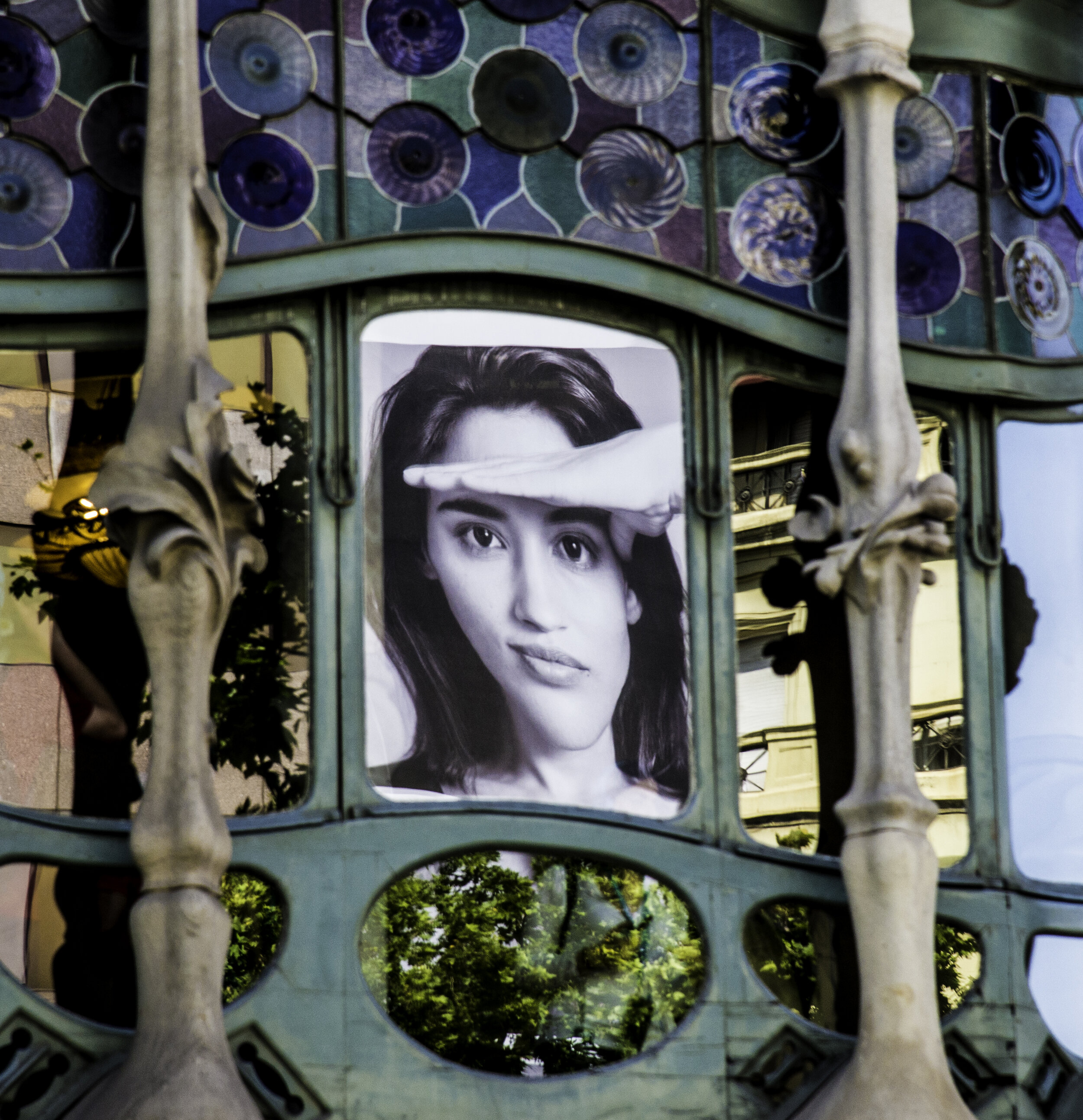 _6 Billboard reflected in Casa Battlo, Barcelona.jpg