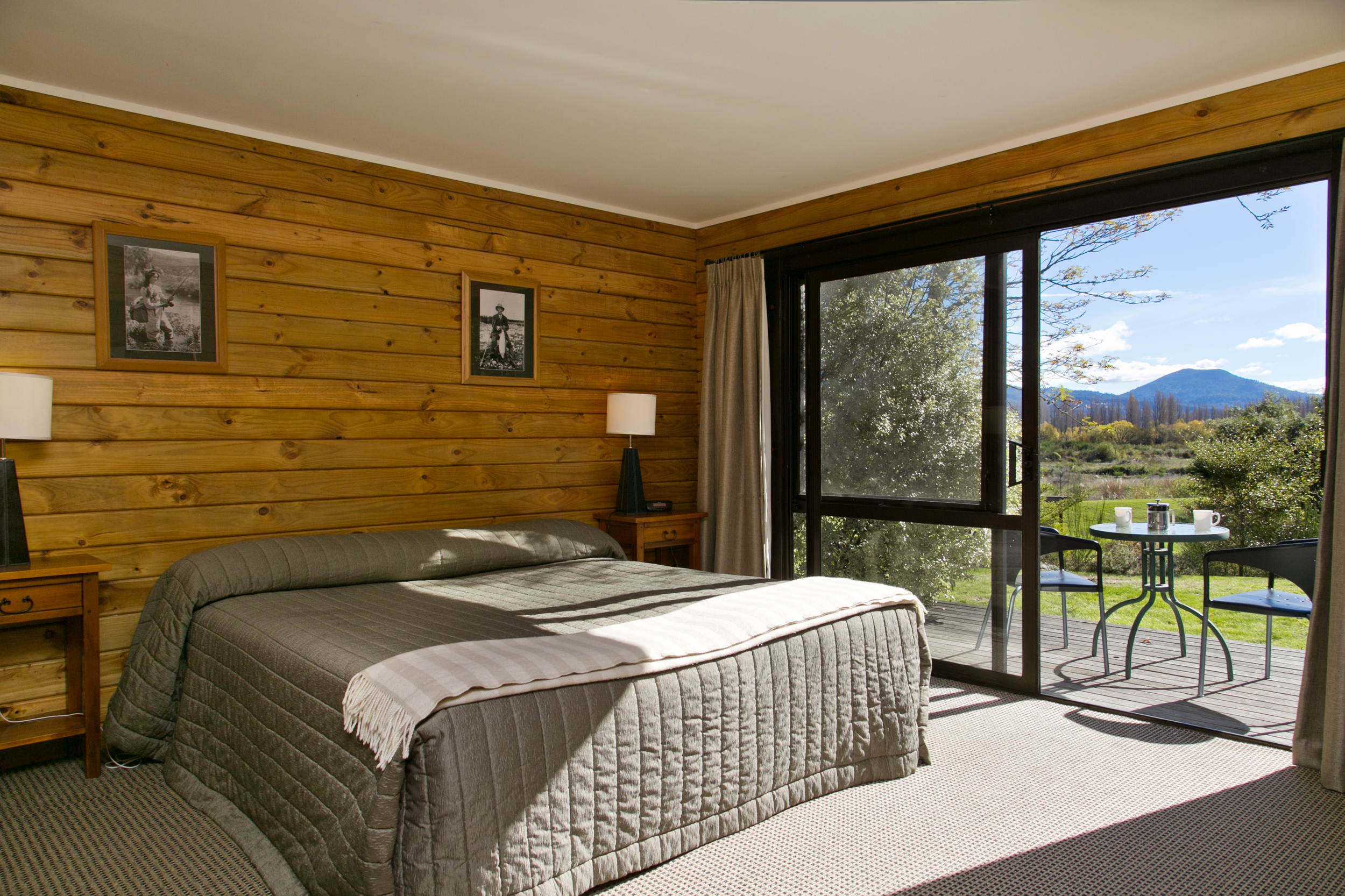 One Bedroom Chalet 2 Download