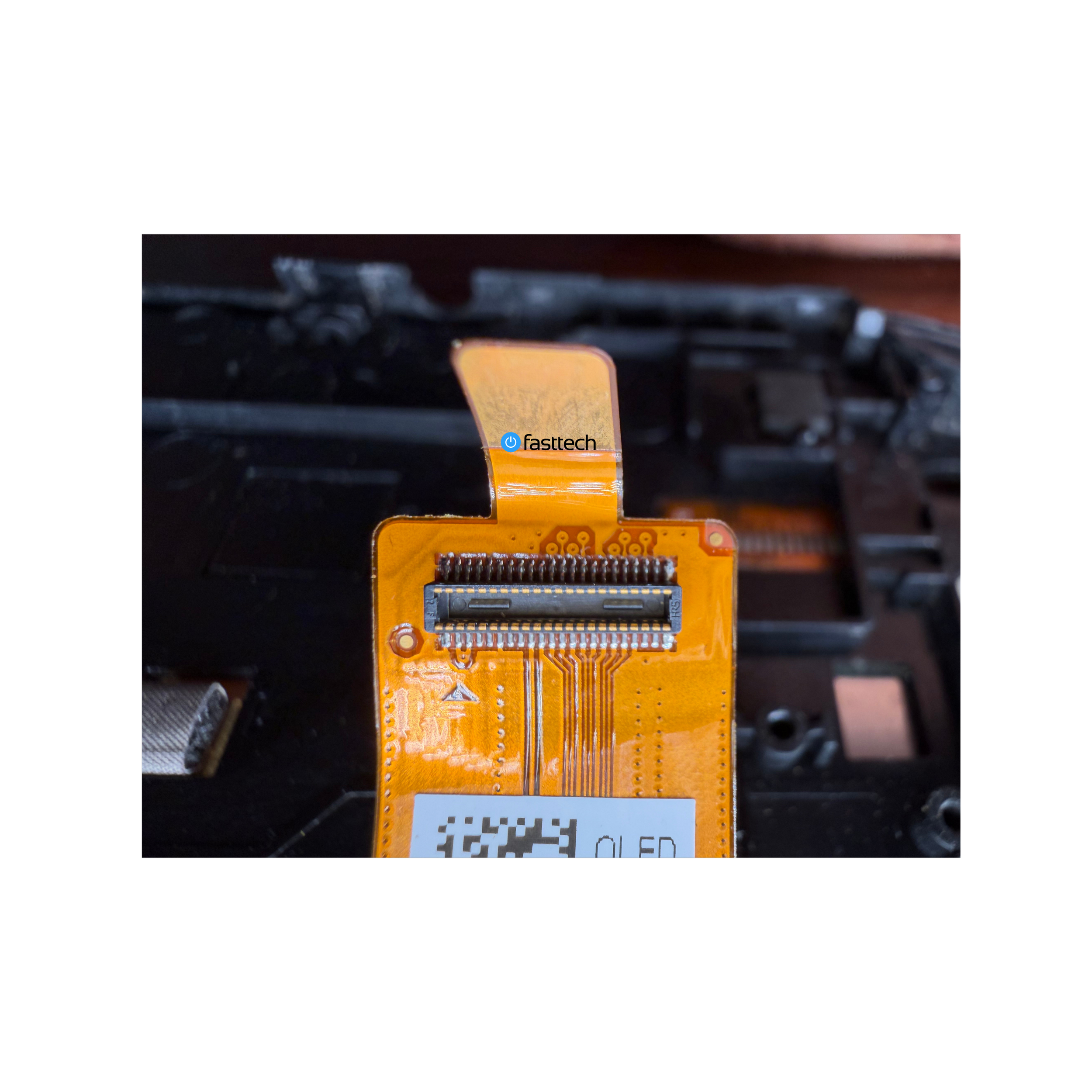 PlayStation Vita Display Assembly (PCH-1001) - 20.png