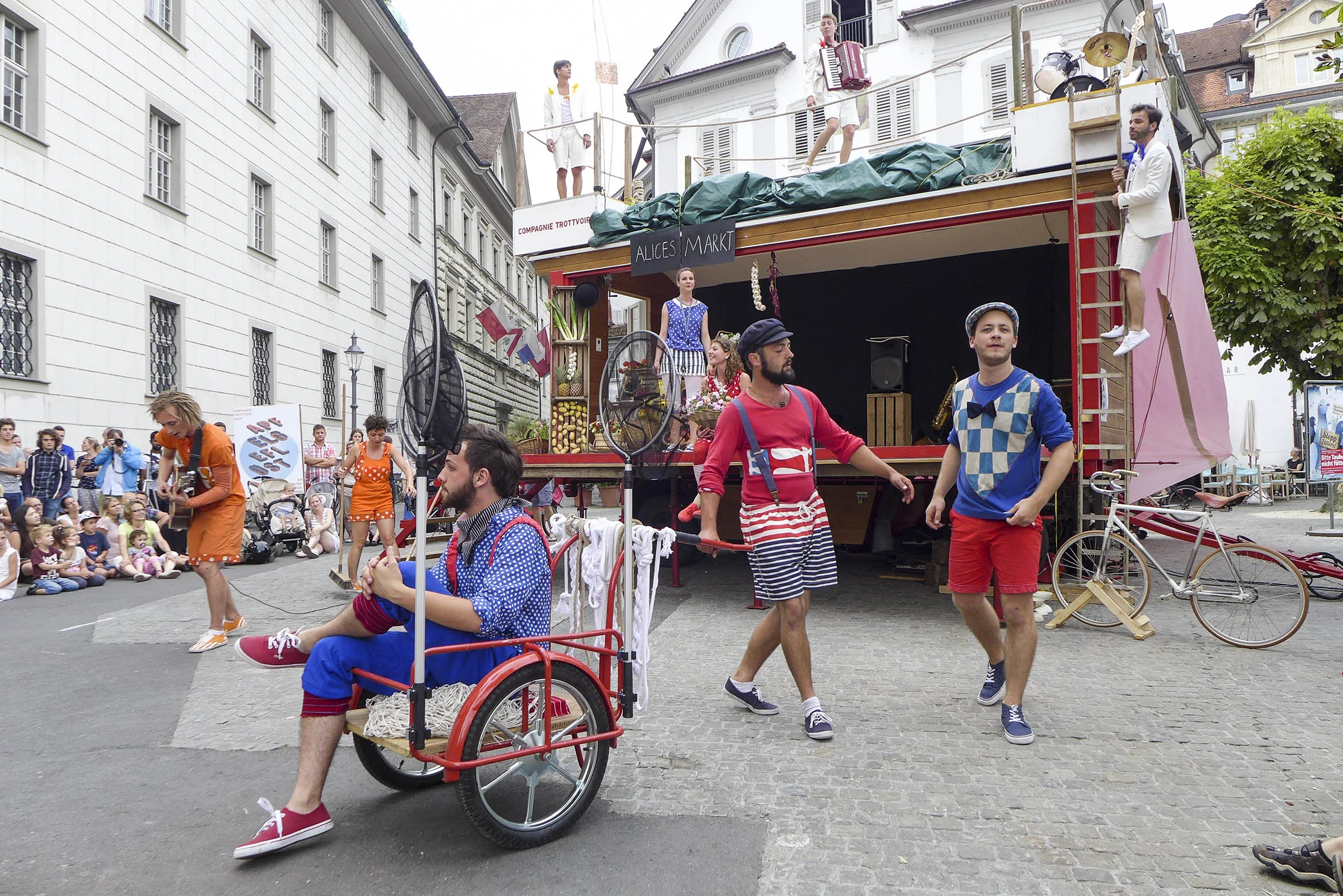 Compagnie-Trottvoir-2014-Luzern-02.jpg