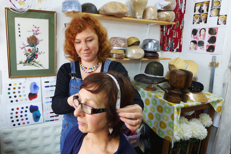 Hat-measuring-top.gif