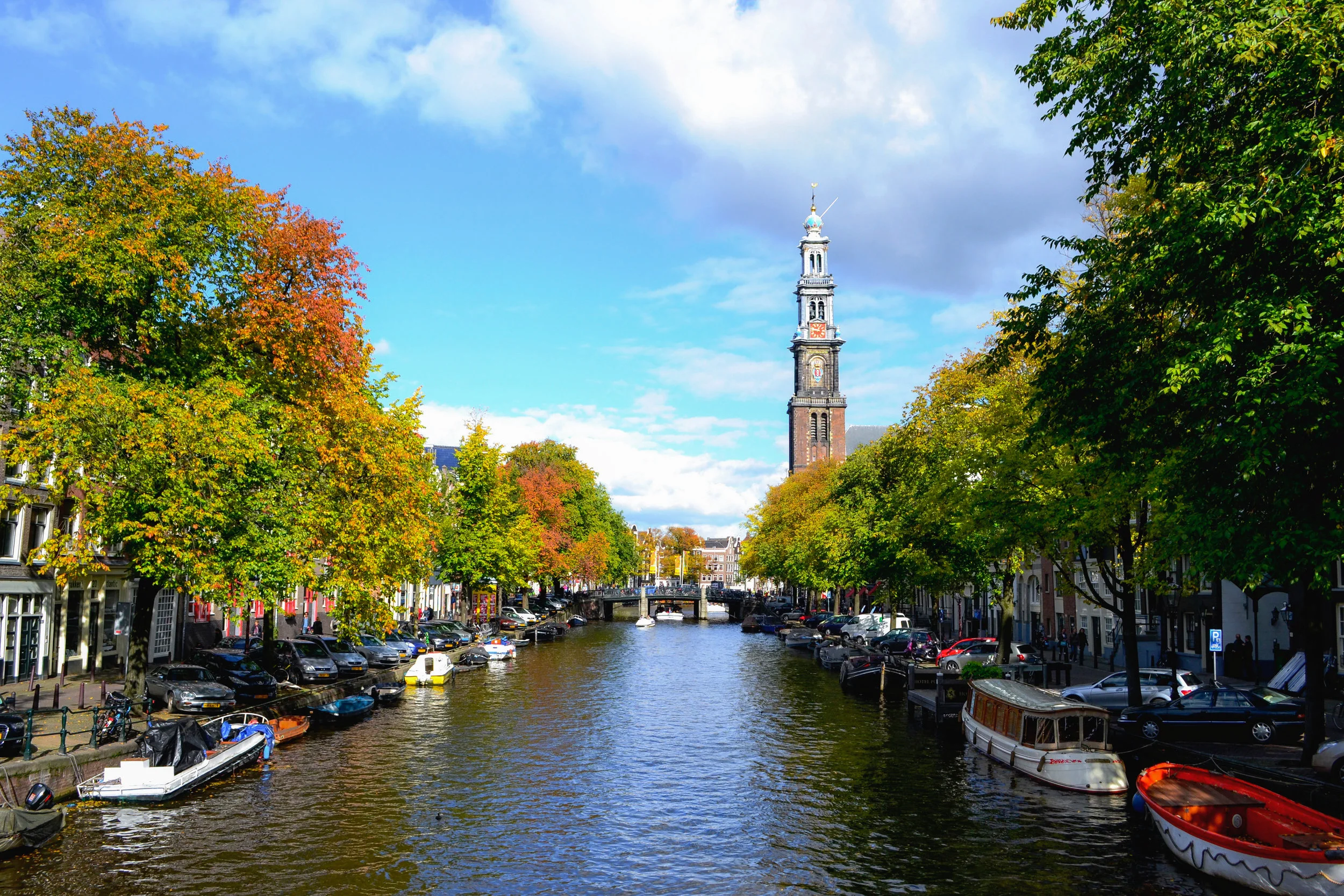 amsterdam-canal-01.jpg