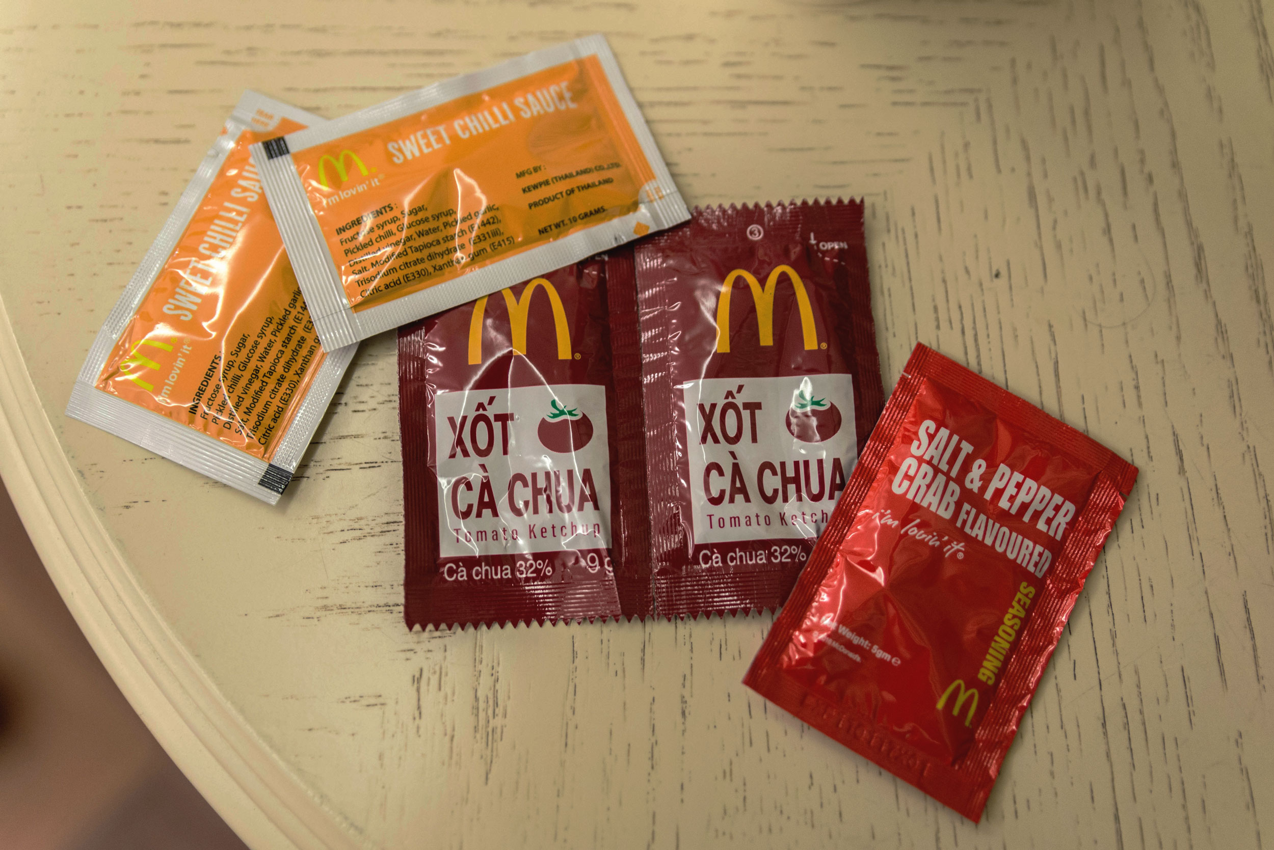 vietnam-hochimin-mcdonalds-03.jpg
