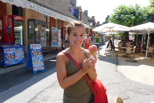 18 year old Rachel, a few weeks after going vegetarian, in the middle of France. She was tan, she was tiny, she had sorbet and all was right in her world. #throwback