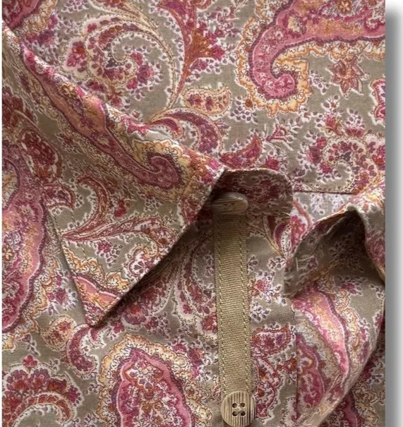 the paisley that goes with khaki!