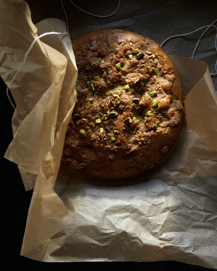 120414_HGFT_CARDEMOM_PISTACHIO_CAKE_28069.jpg