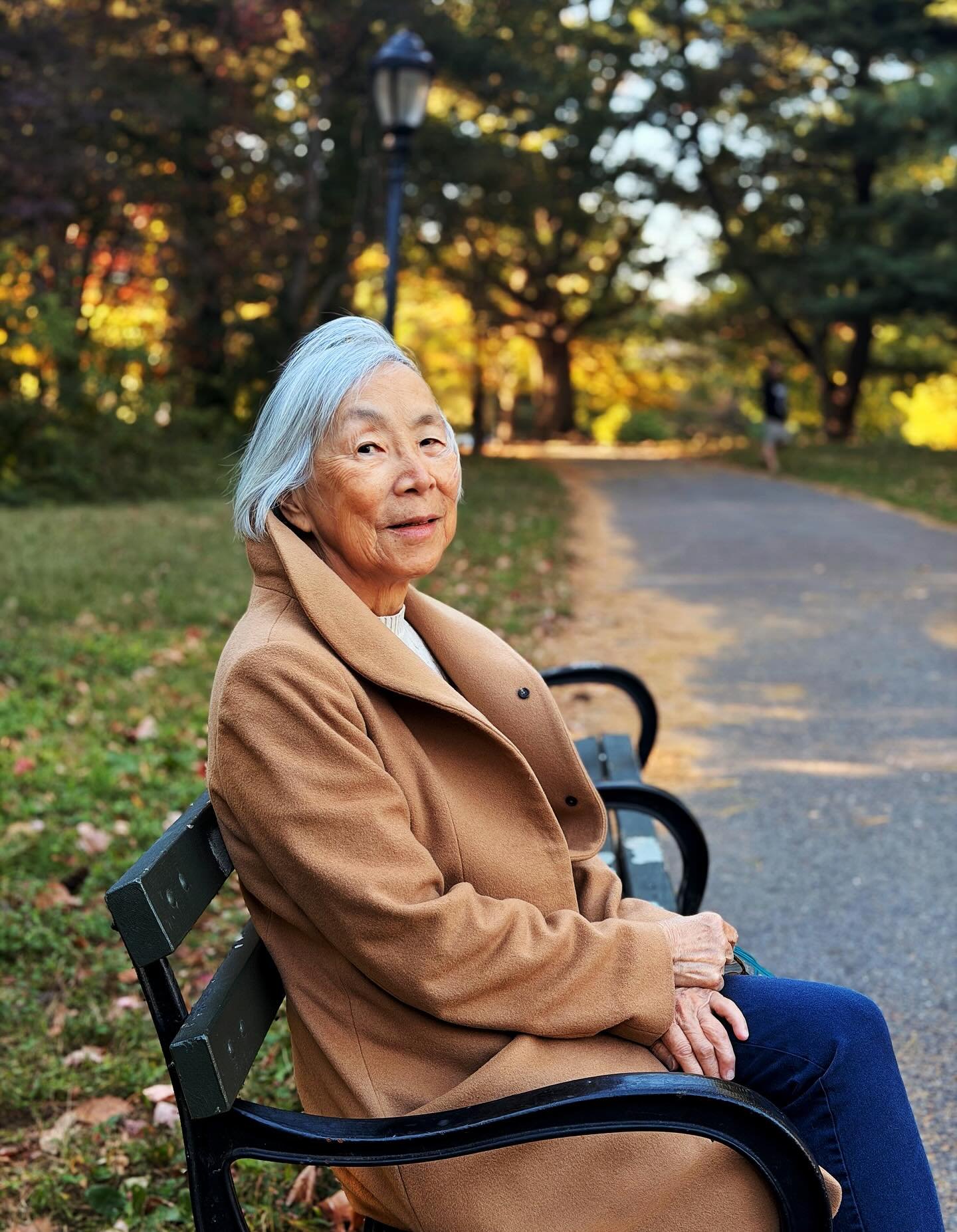 peak autumn + shooting with my mom is pretty much my personal heaven. love you @tsanglikshing.