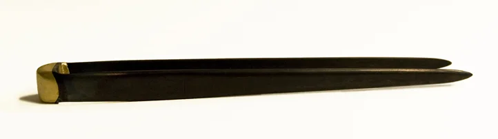 Web_EnglishTweezers1.jpg