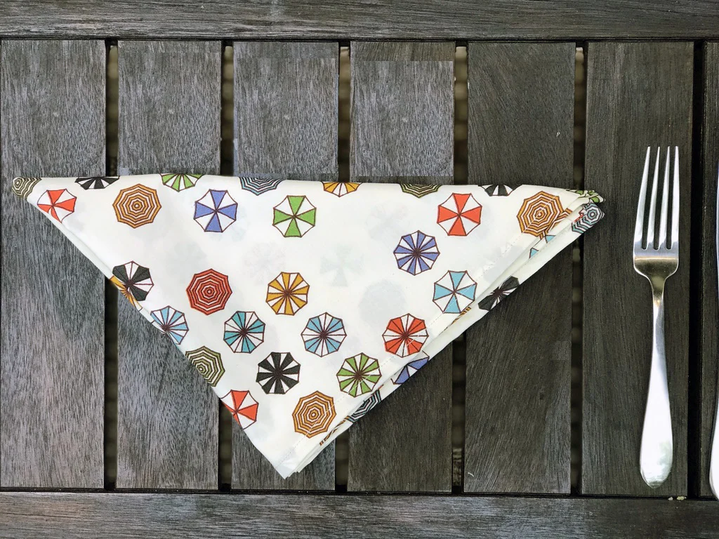 BEACH UMBRELLA TRIANGLE.jpg