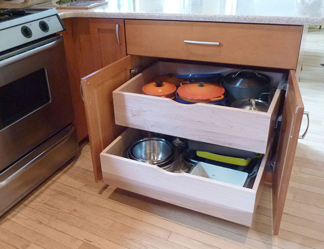 Pullouts make storage space easy to access.