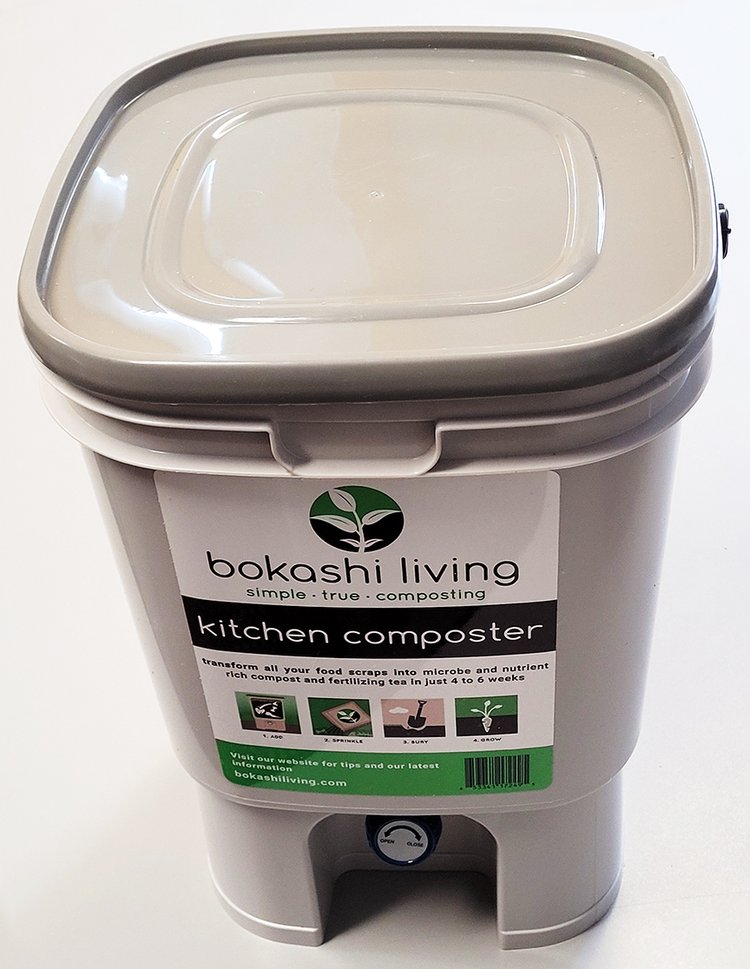  Premium Bokashi Composting Starter Kit (Includes 2 Bokashi  Bins, 4.4 lbs of Bokashi Bran and Full Instructions : Patio, Lawn & Garden
