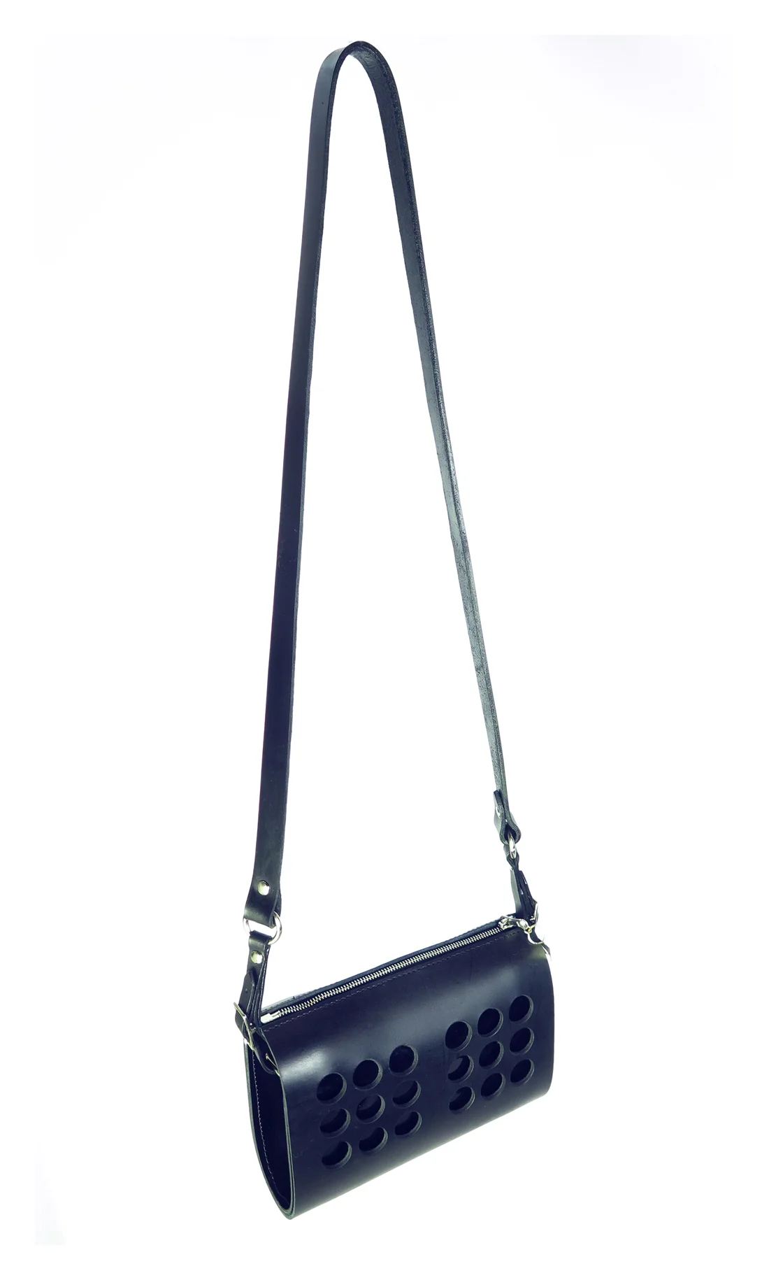 MC-AW15-VENUS-CLUTCH-BLK-4-sm.jpg