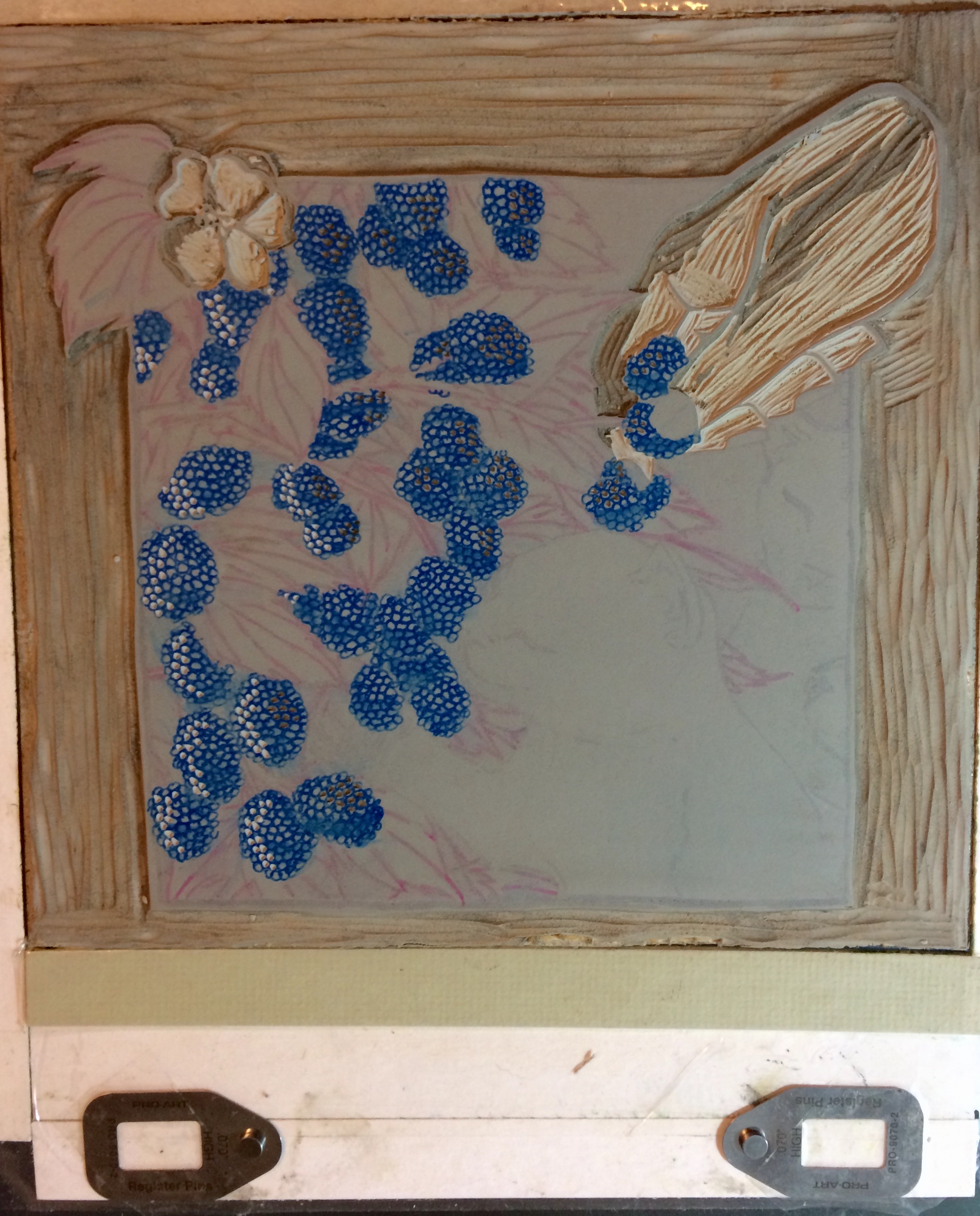 Layer 2 has been carved out, and will reveal the shadow on the hand. 