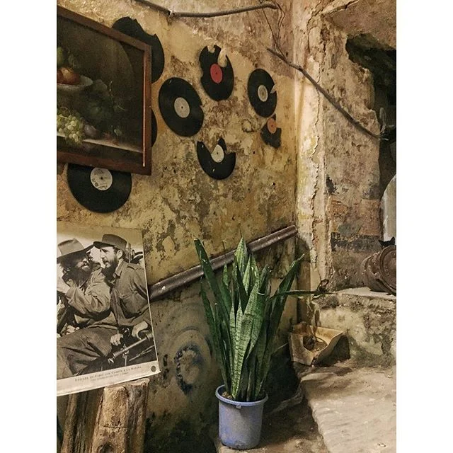 Somos Cuba. Note the #kitty mitty in the back.