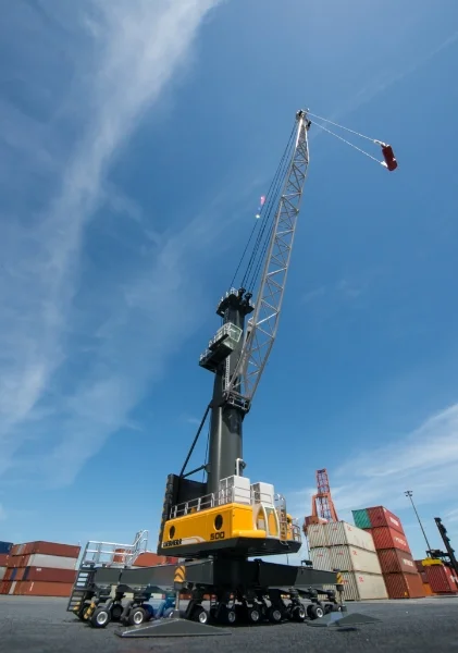 The new Liebherr crane at the Nanaimo Port Authority. (straight out of camera, unedited shot)