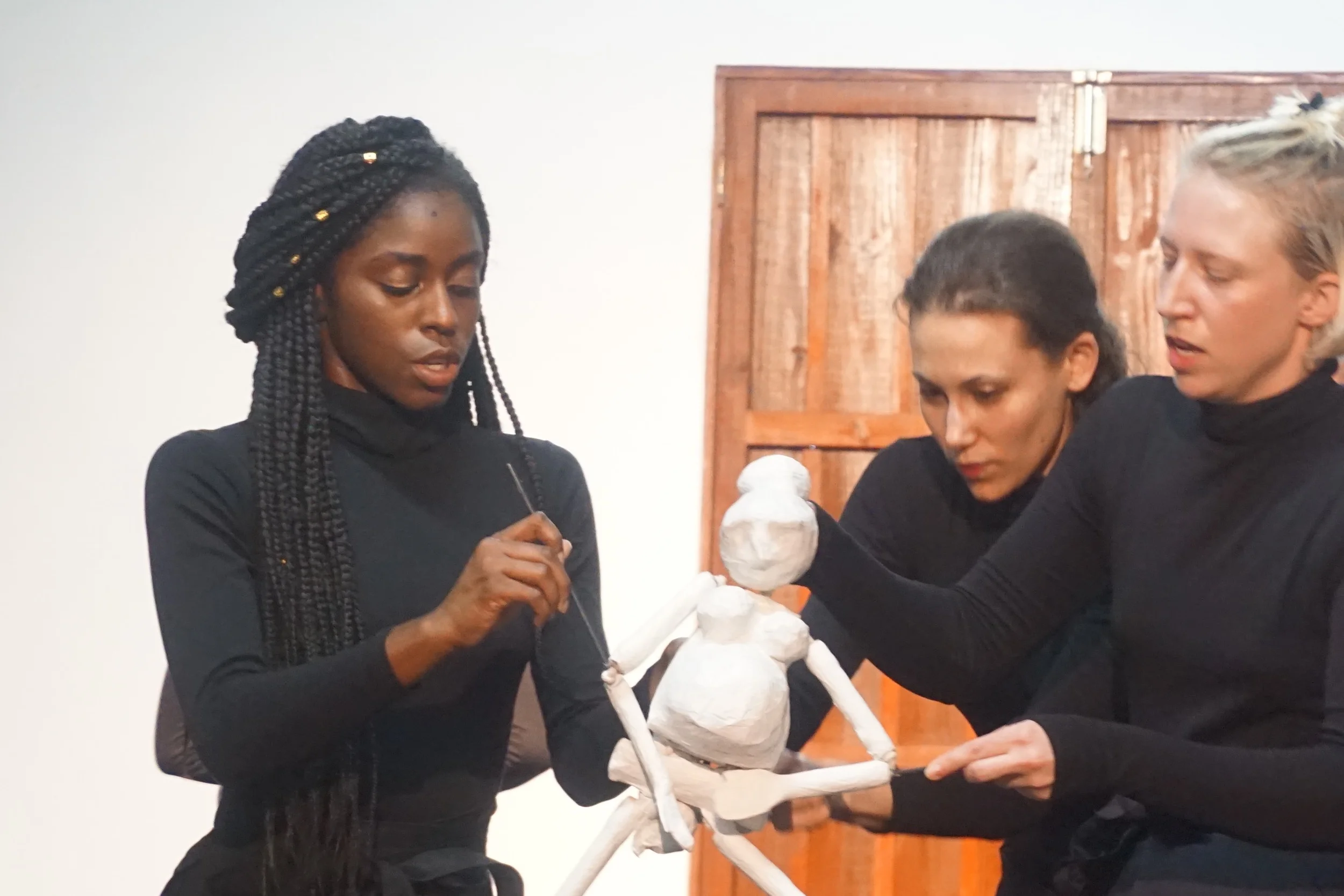 Operating my puppet in El Cascaron