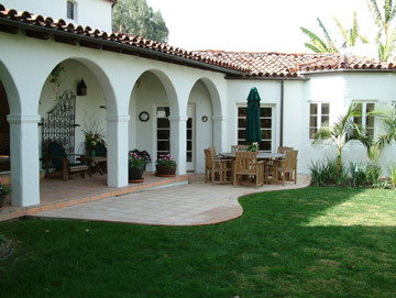 Backyard 2.jpg