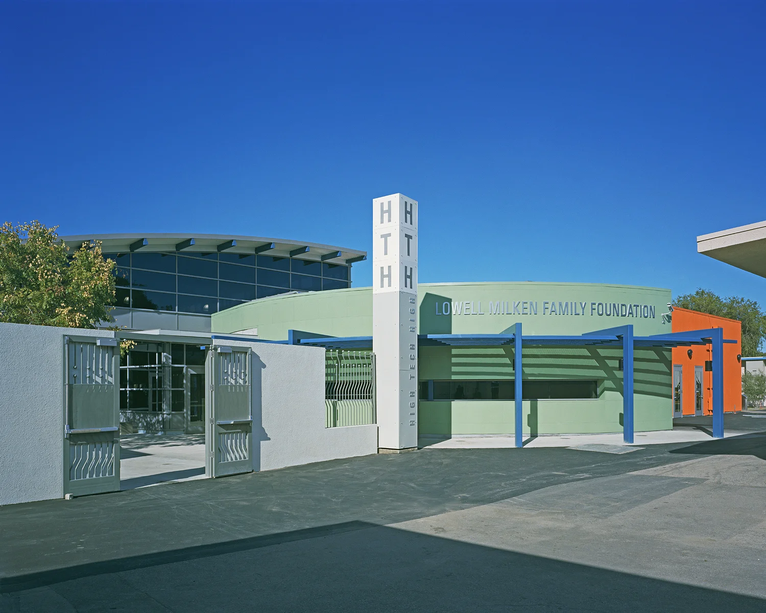 BA_HTHLA_Front entry 1.jpg