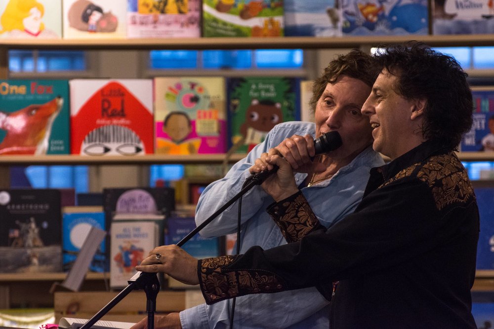  Louie Kemp and Magic Marc  Next Chapter Booksellers  St. Paul, MN / August 13th, 2019  Steven Cohen Photography   
