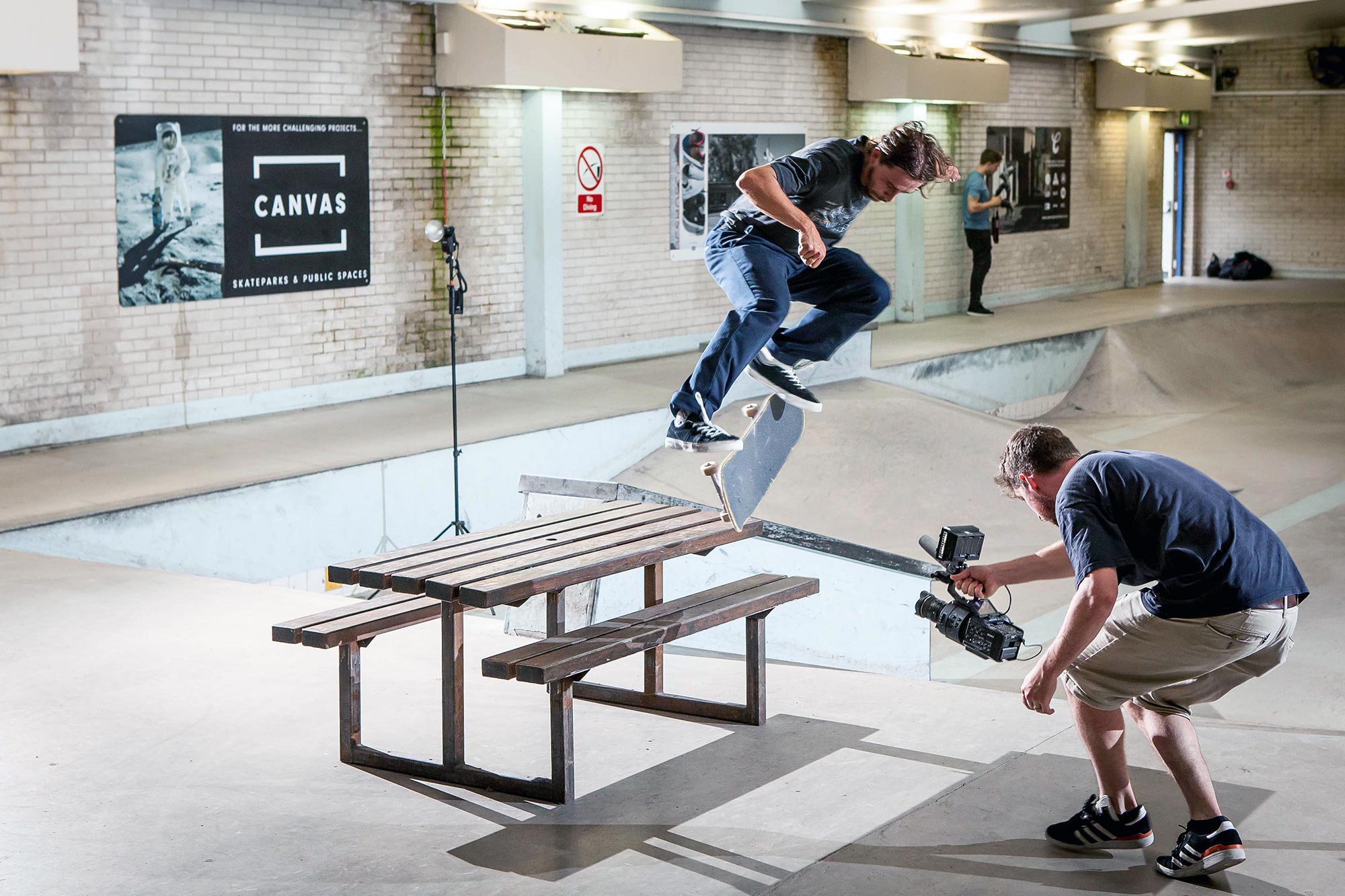 Harry_Lintell_Flip_BackTail.jpg