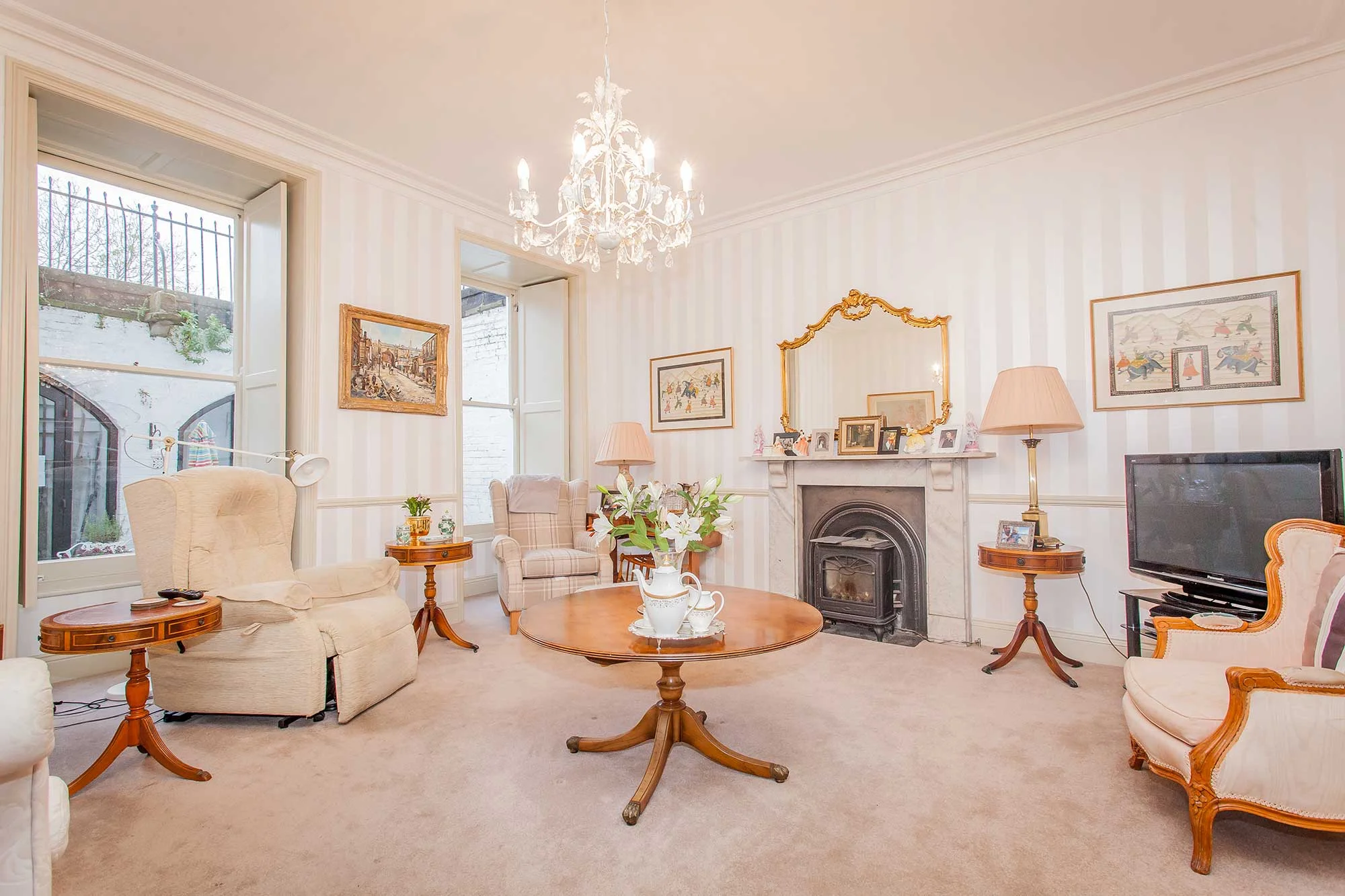 Louise_Light_Property-6.jpg