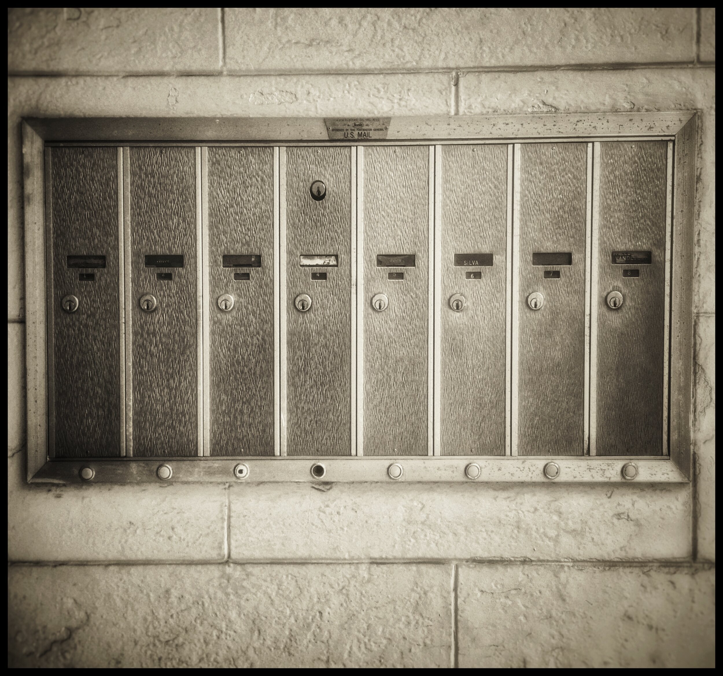 doorbells and mailboxes.JPEG