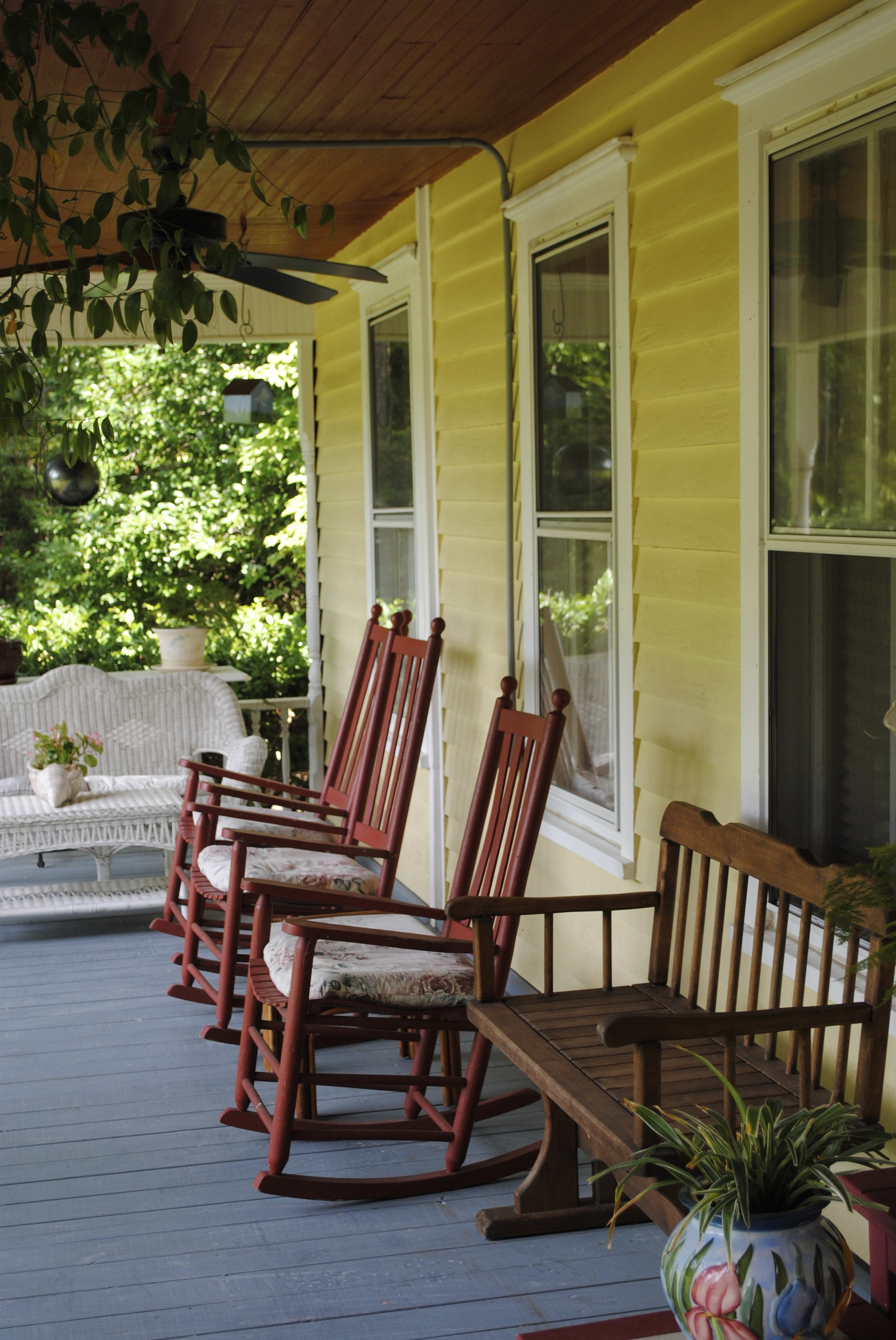 Come and sit a spell