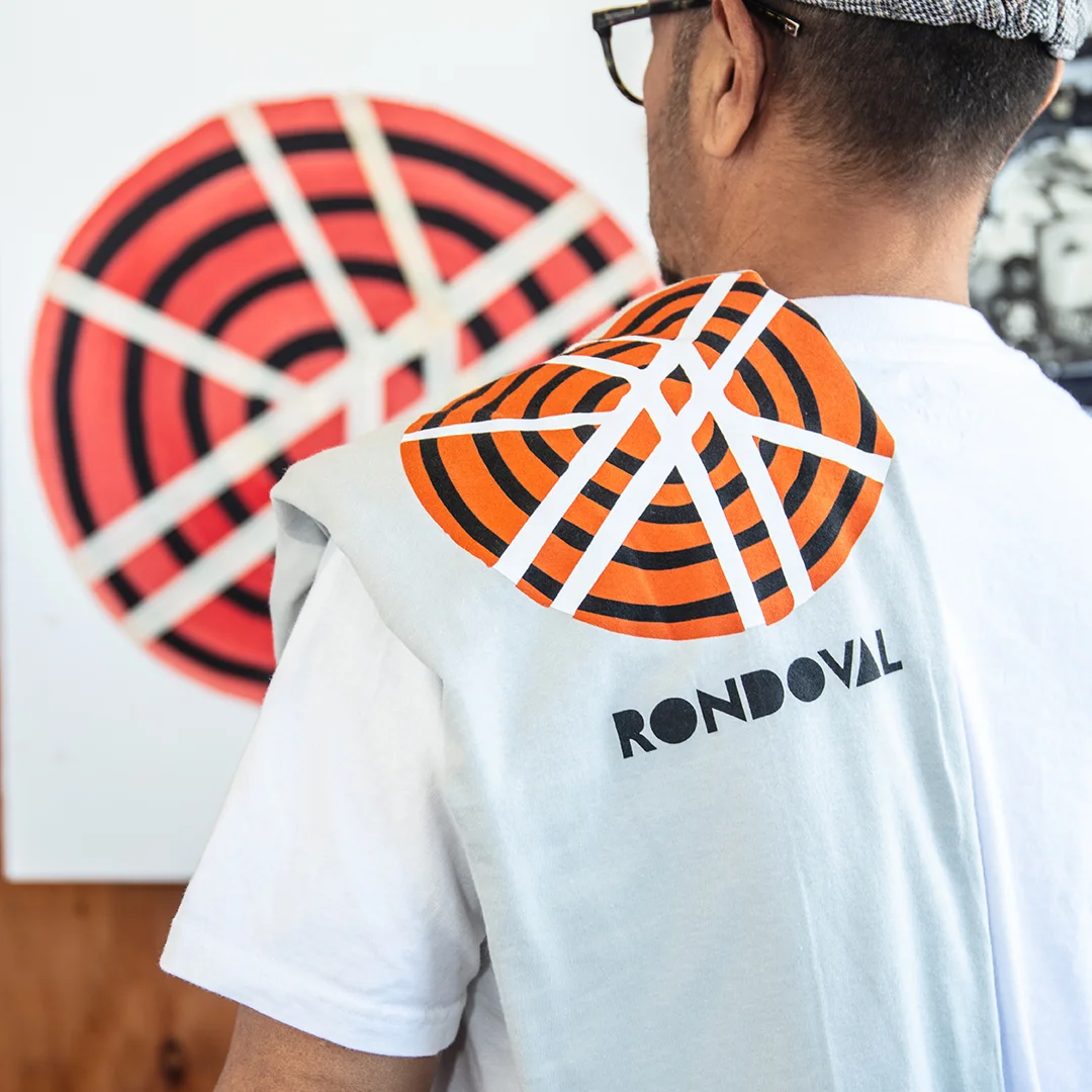 RONDOVAL_apparelSocialCampaign_0001_Post 2 teaser 2.jpg