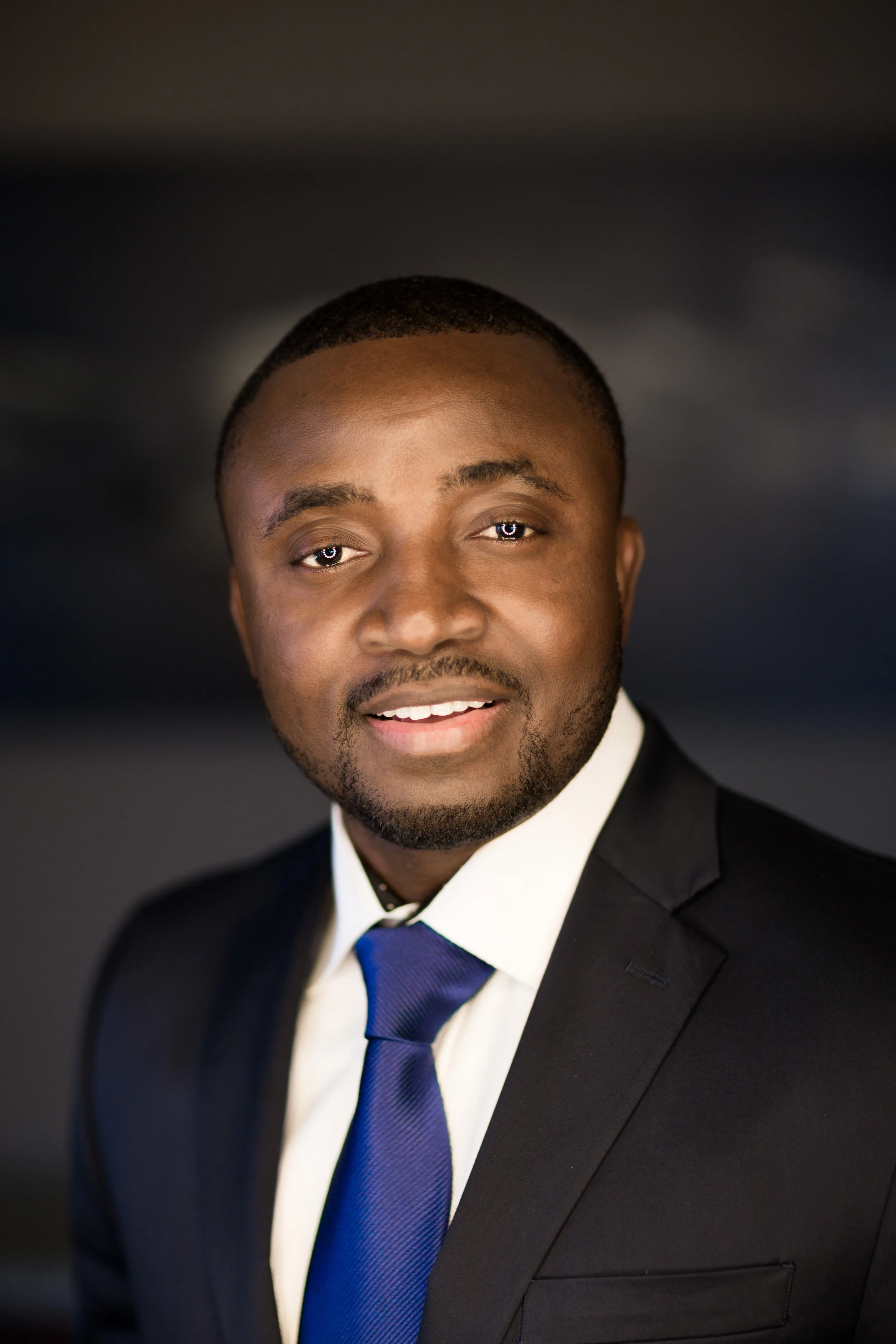 Corporate Headshot by Daniel Eubank, Eyecapturephotos.com