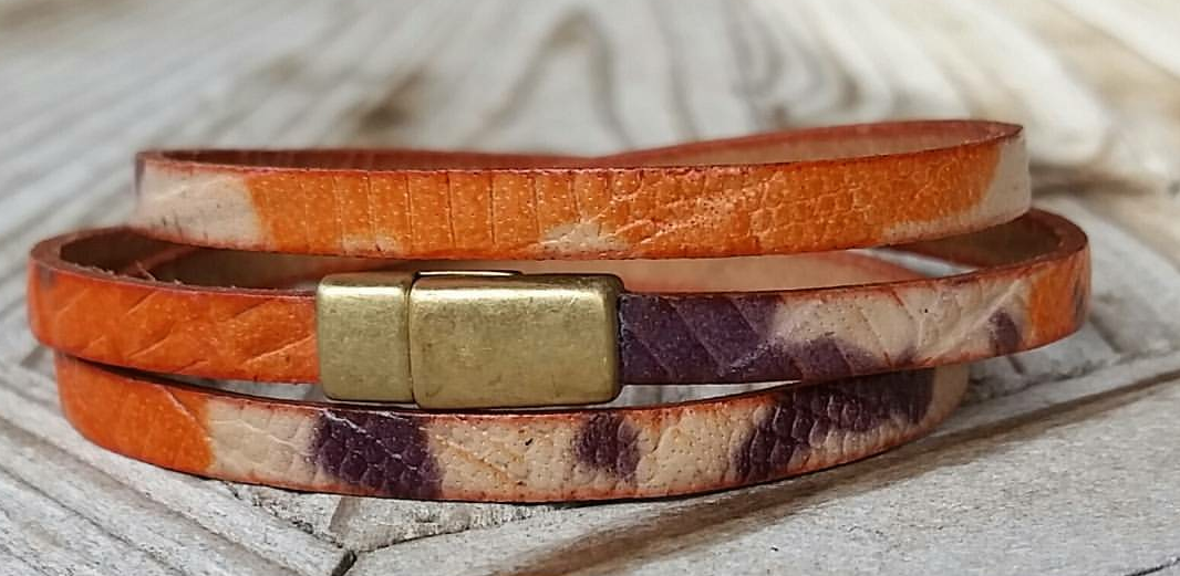 Tiger Bracelet 3.png