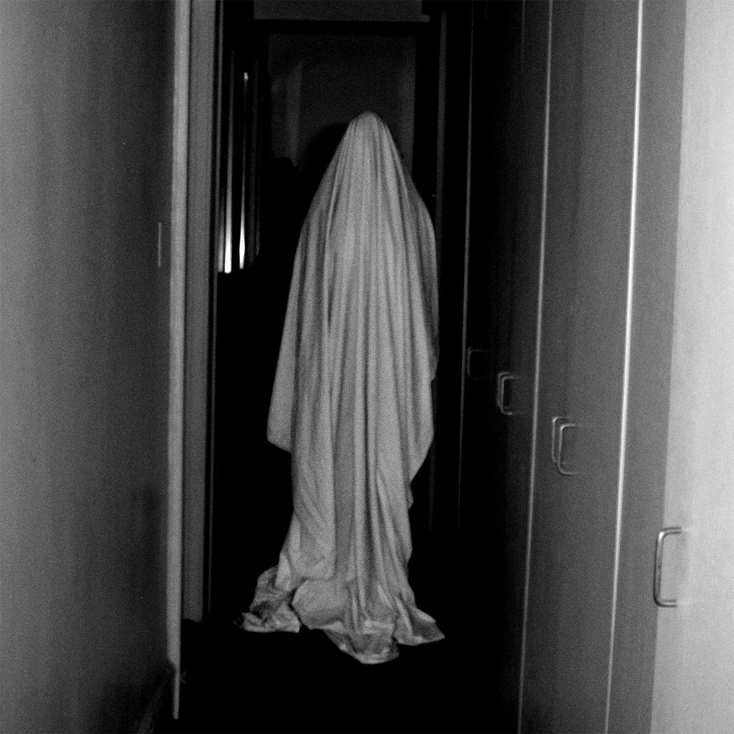 YA 27 REPOS Hearts and Head Explode Cover.jpg