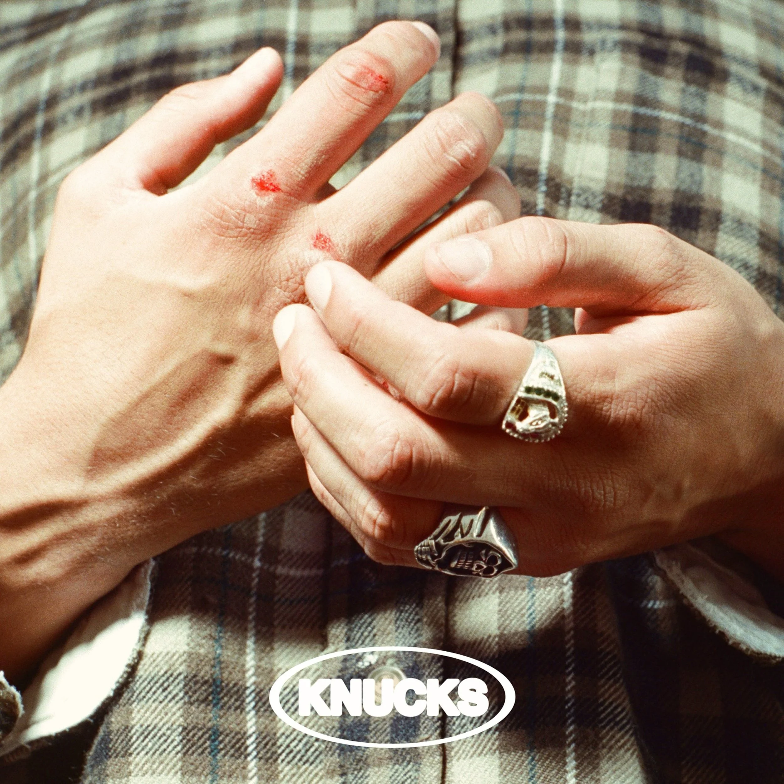 Integra Pink - Knucks - Cover.jpg