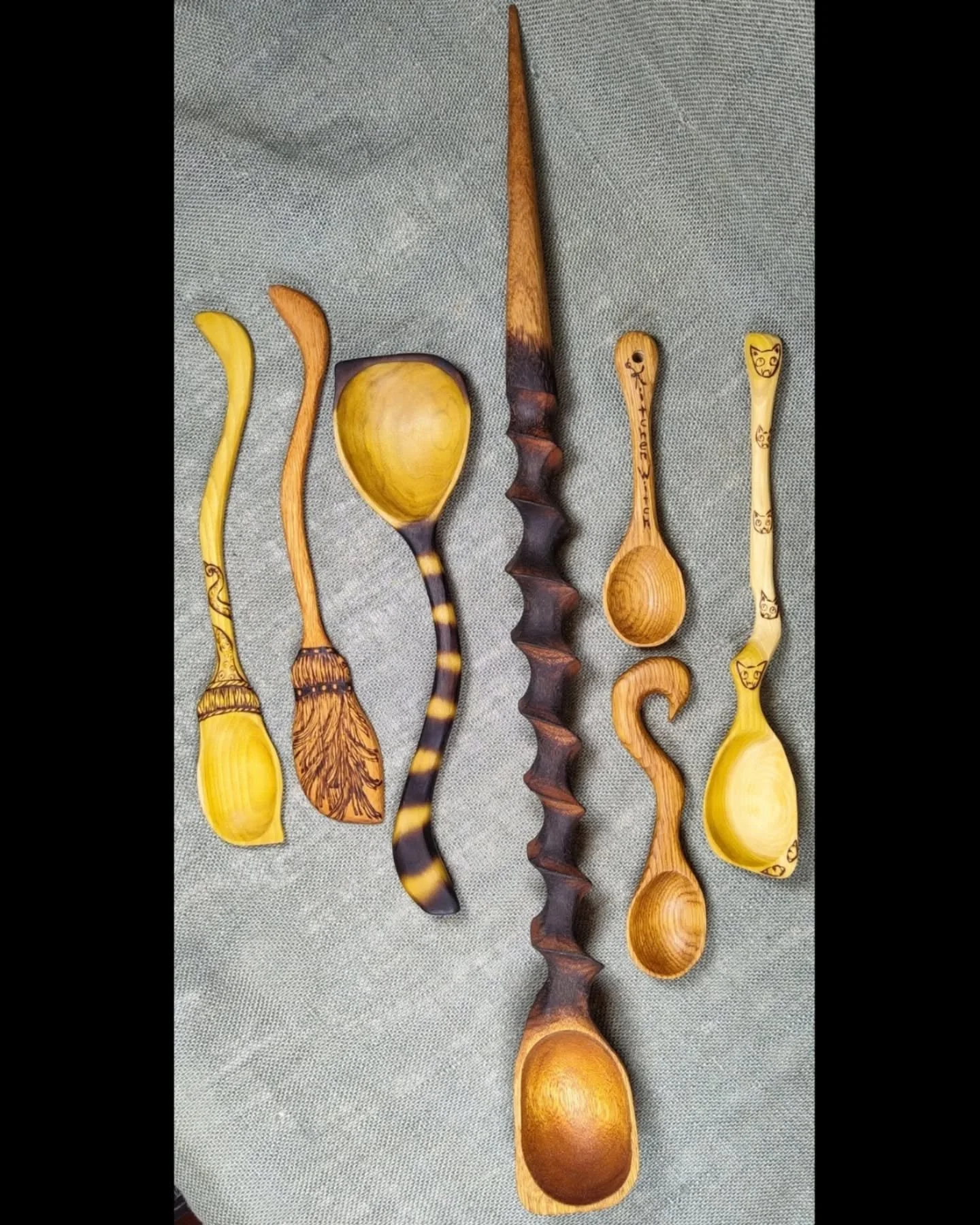 Handmade witchy spoons just in time for Halloween! We make lots of hand carved wood spoons with pyrography drawn designs for soups, stews and brews in bowls or cauldrons 🪄
#witchyvibes #woodspoon #ChaosWoods #HalloweenKitchen