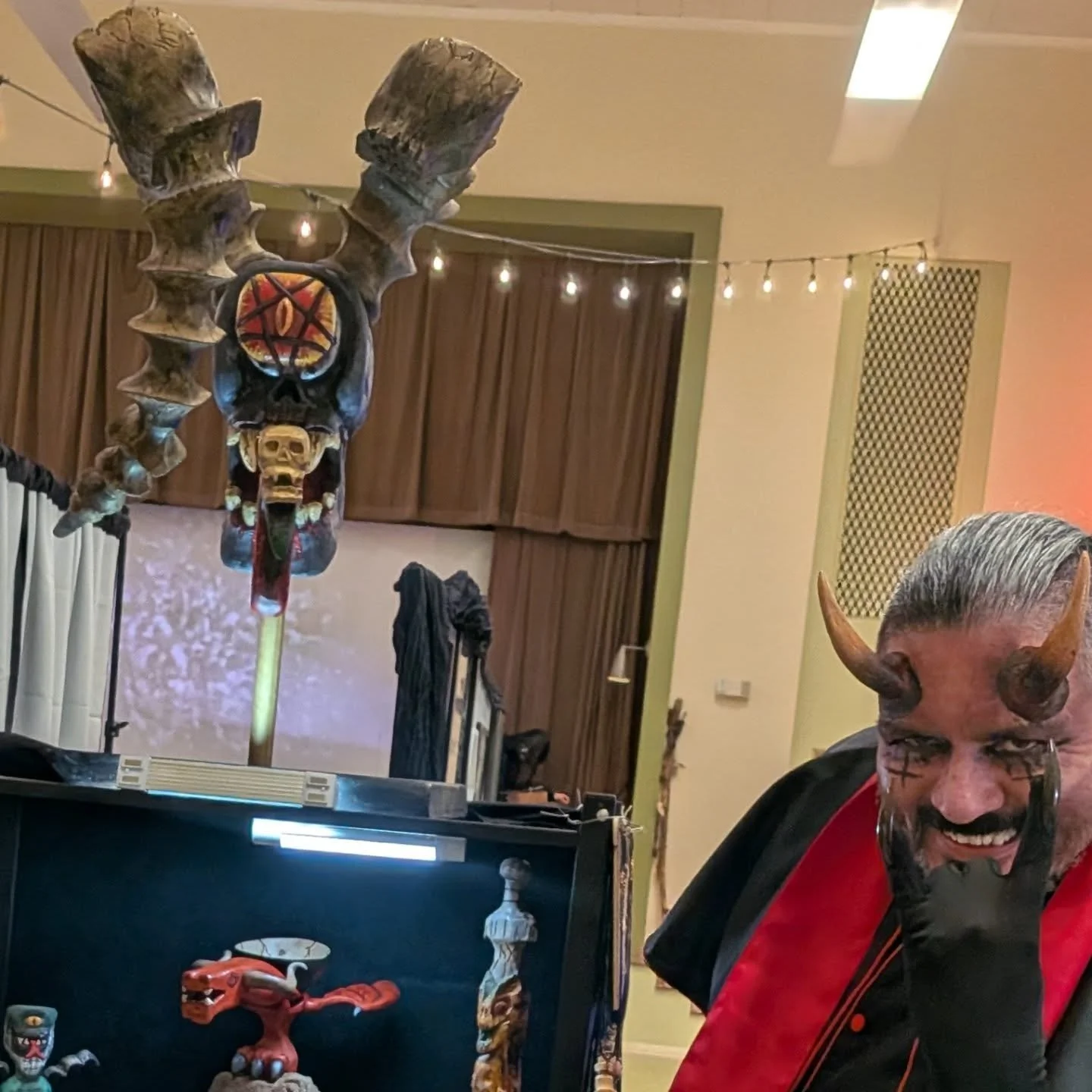 The Gold Reapers dad came by the @frightgallery ! Live art show starts in 10 minutes. #frightgallery