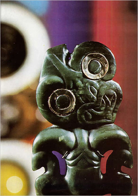 Greenstone (nephrite) hei-tiki of Maori workmanship. (Photo: Roger Guillemot)