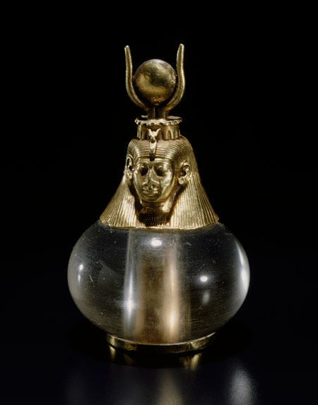 Preggers. Hathor-headed crystal pendant, Nubian, Napatan period, reign of Piankhy (Piye), 743–712 BCE. Gold, rock crystal. Harvard University—Boston MFA expedition. (Photo courtesy of Museum of Fine Arts, Boston)