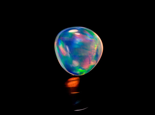 A 22-carat lloviznando opal from Mexico, from the Gladnick Collection