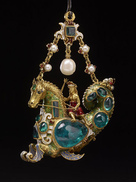 Hippocamp Pendant. Enameled gold, emeralds and pearls. Height 7.3 cm, width 6.4 cm, depth 2.4cm. The Waddesdon Bequest. (Photo © The Trustees of the British Museum)