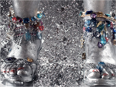 Marilyn Minter, Still from Smash , 2014. HD digital video, 7:55 minutes. Courtesy the artist, Salon 94, New York, and Regen Projects, Los Angeles. See a teaser for the video.