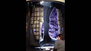 Opening the Amethyst Geode at Perot Museum, Dallas