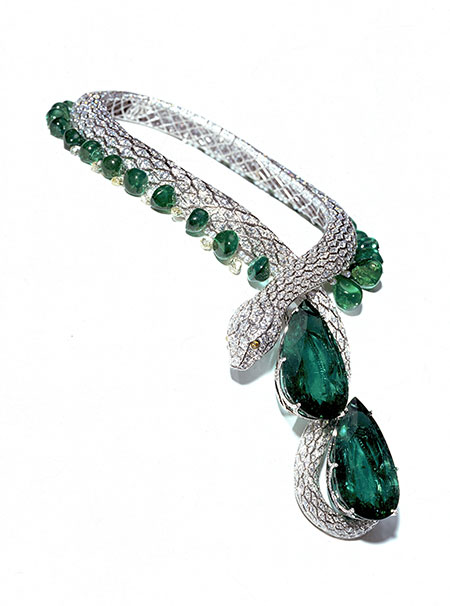 Snake necklace named "Eternity" in diamond and emerald set with two emeralds weighing more than 200 carats each, Cartier 1997. (Photo: © Cartier/Cartier Archives)