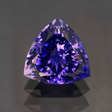 Purple scapolite, 15.26 carats, about 17.3 mm. (Photo: Mia Dixon)