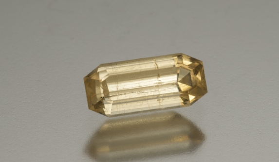 2.38 cts. soft, creamy yellow willemite from Franklin, New Jersey, Inventory #21783 . (Photo: Mia Dixon)