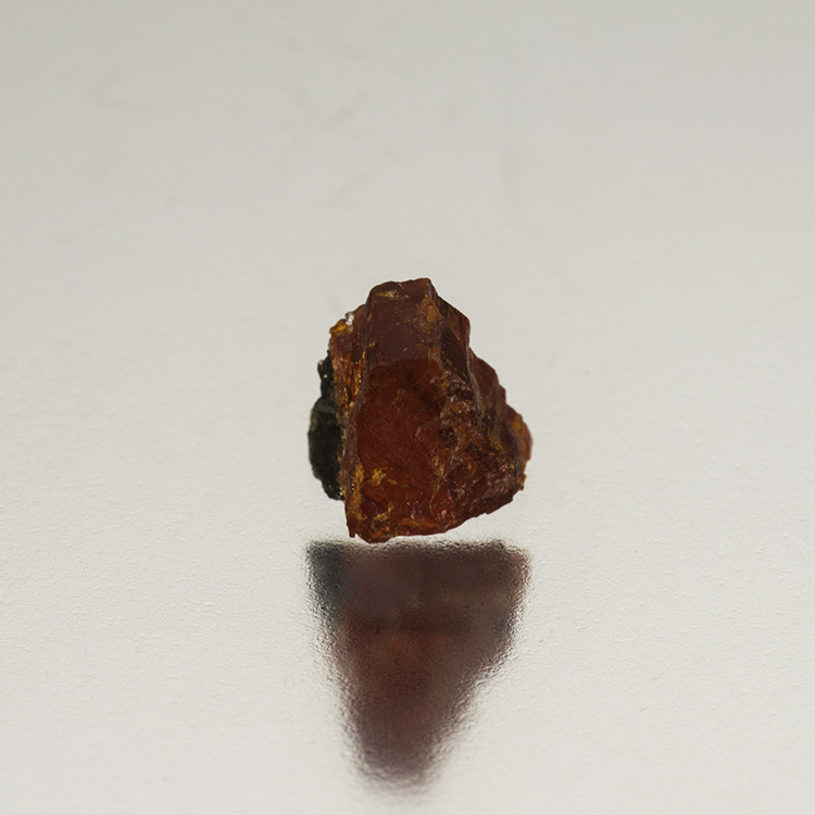1.94 cts. zincite from New Jersey. (Photo: Mia Dixon)