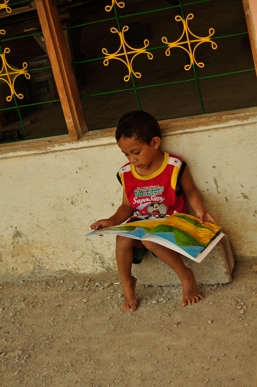 Boy-and-Croc-reading.jpg