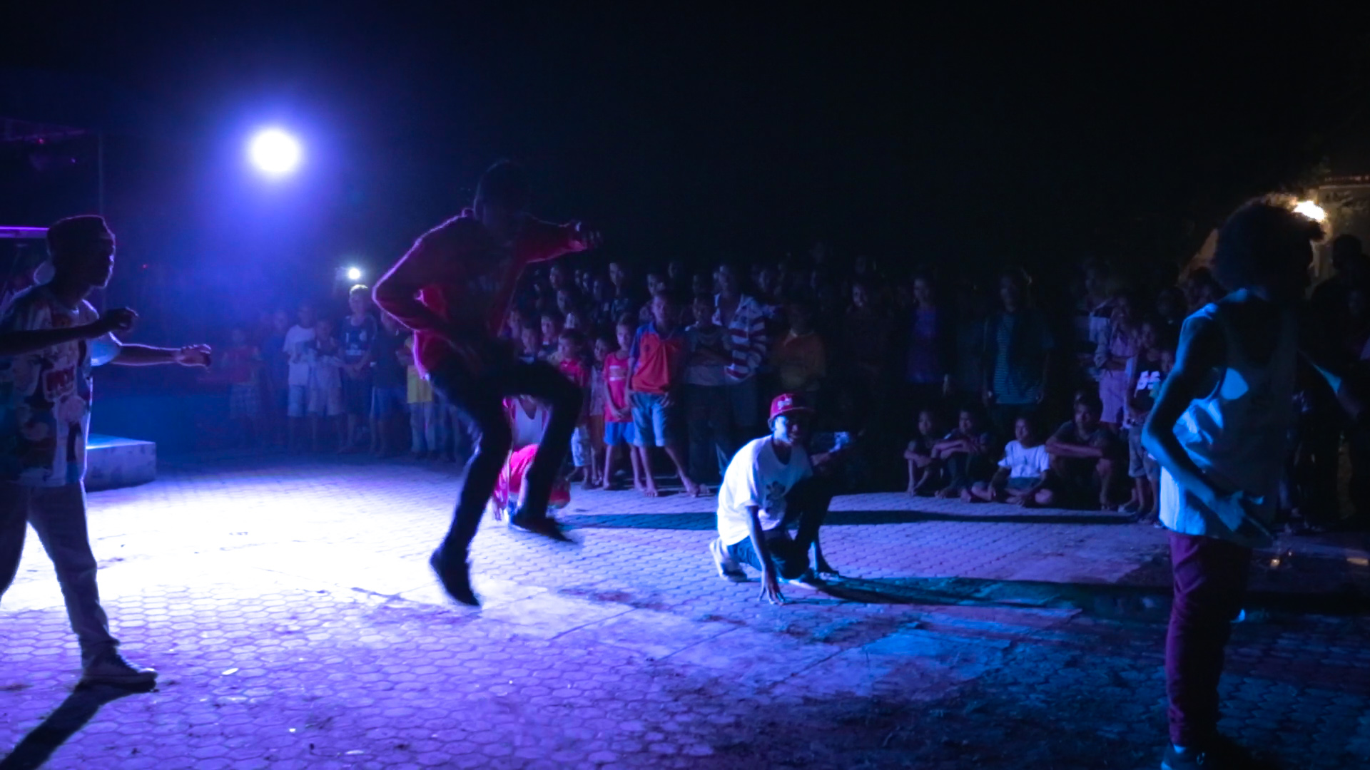 vlcsnap-2014-03-11-11h09m49s211.jpg