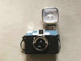 lomo+coletteThumbnail.jpg