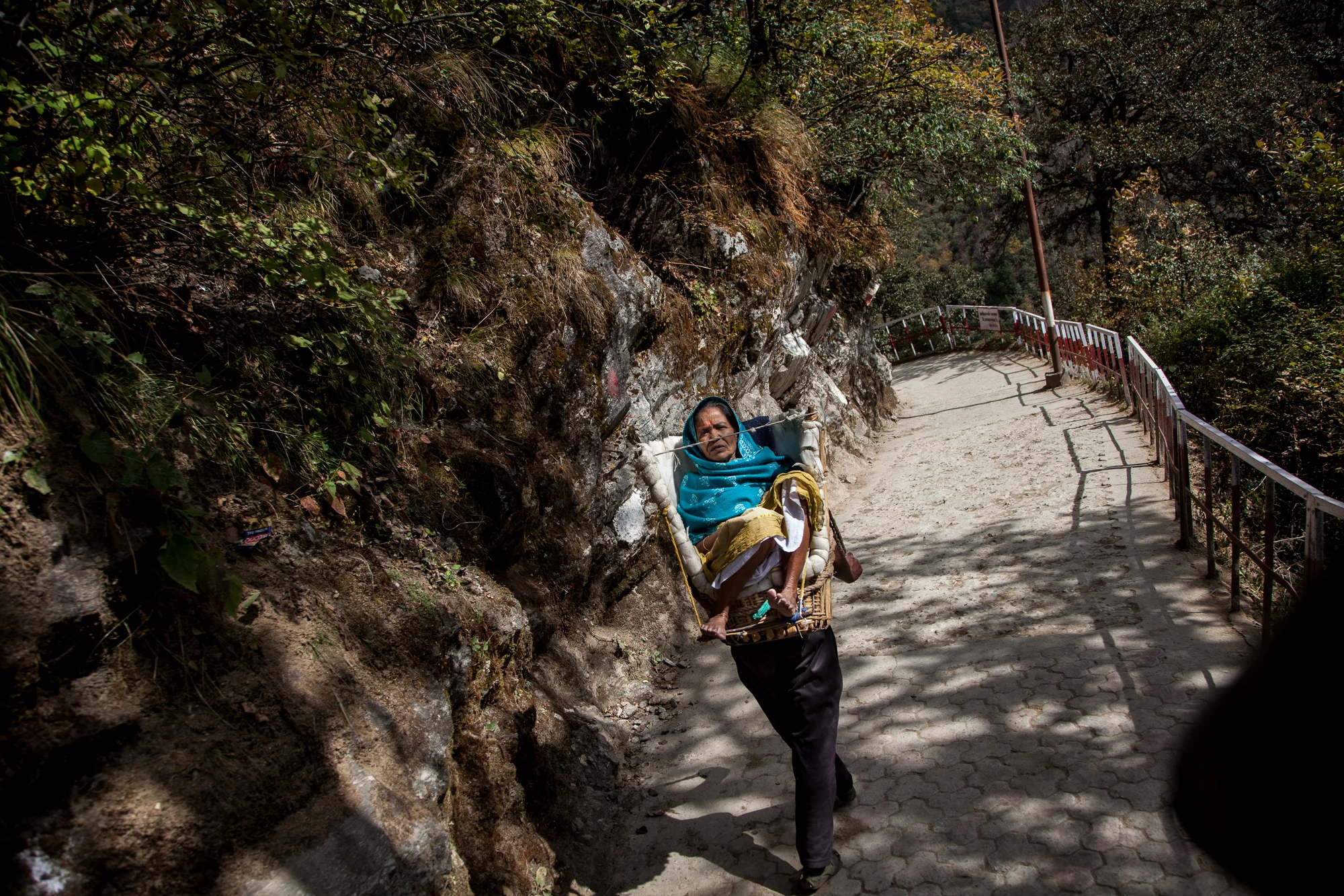 Yamuna_vivek_singh_the_far_valley_034.jpg