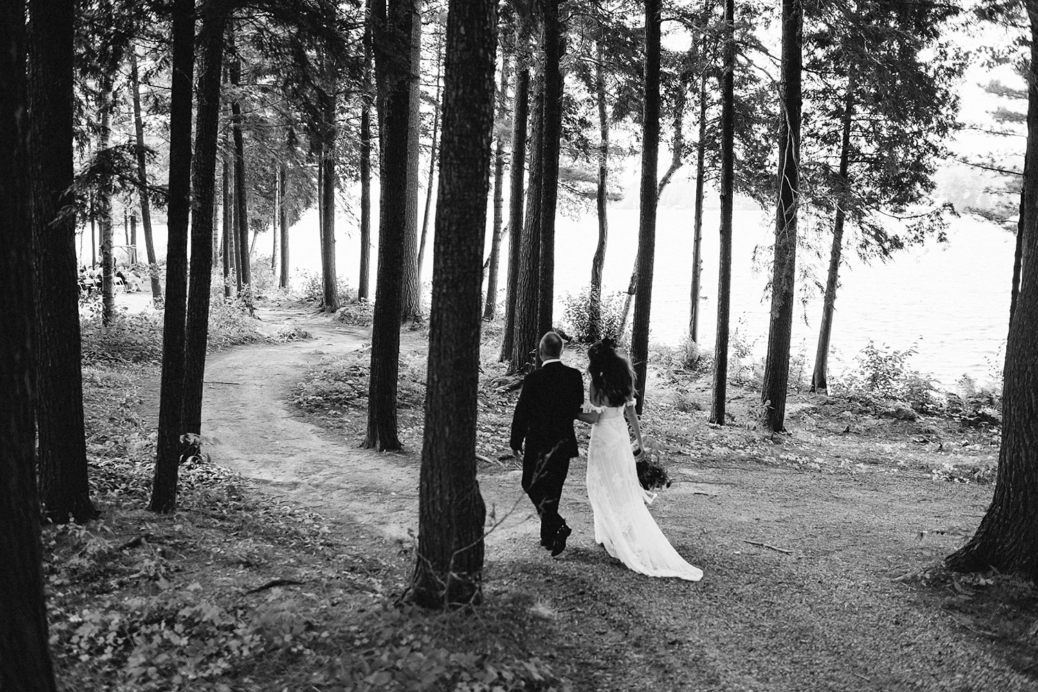 Muskoka-Cottage-Wedding-Photography-Photographer_Photojournalistic-Documentary-Wedding-Photography_Vintage-Bride-Sherwood-Inn-Lake-Wedding-Venue_Lakeside-Ceremony-Bride-and-Father.jpg